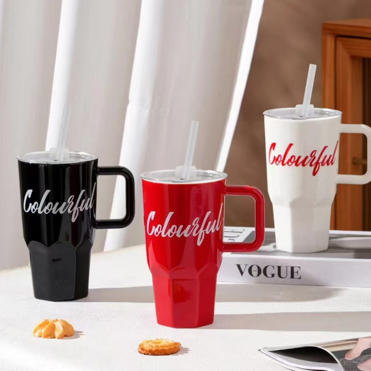 CERAMIC LARGE COFFEE MUG WITH LID AND STRAW