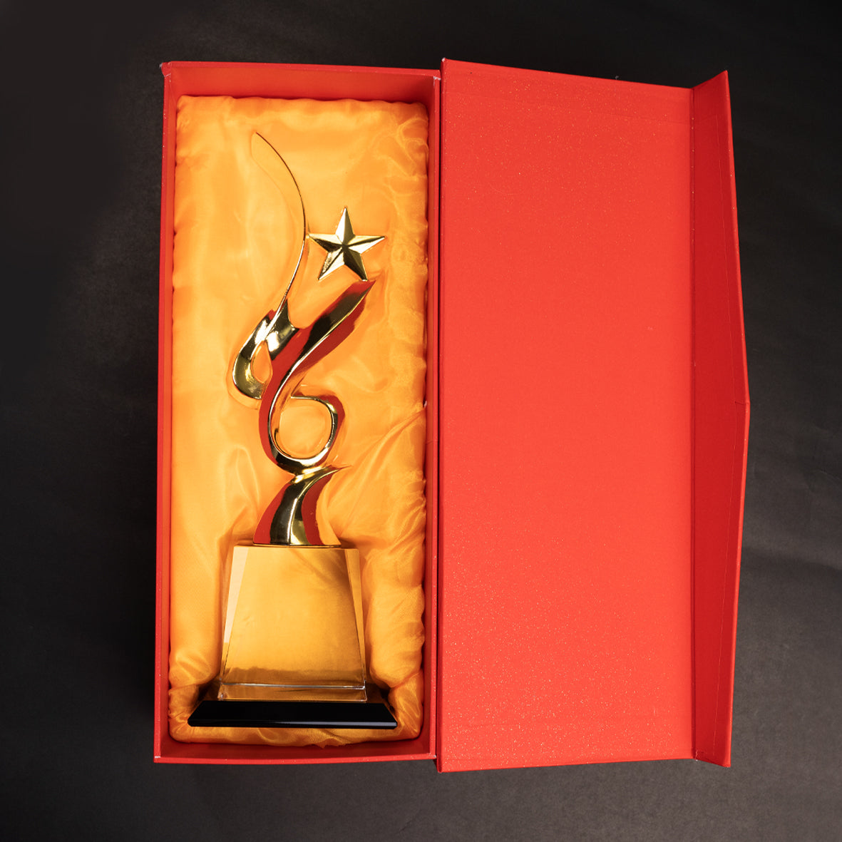 High-end Metal Five-pointed Star Trophy